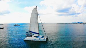 Small yacht for rent Pattaya