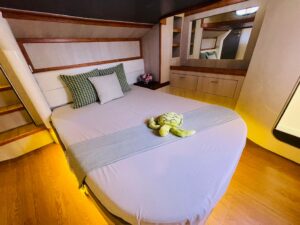 Family Yacht for rent